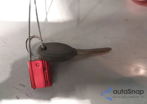 2013 Chrysler 200 Lx z USA, uszkodzony, nr VIN 1C3CCBAB2DN647996